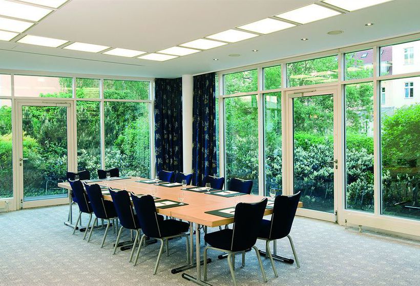 Hotel NH Voltaire Postdam 19