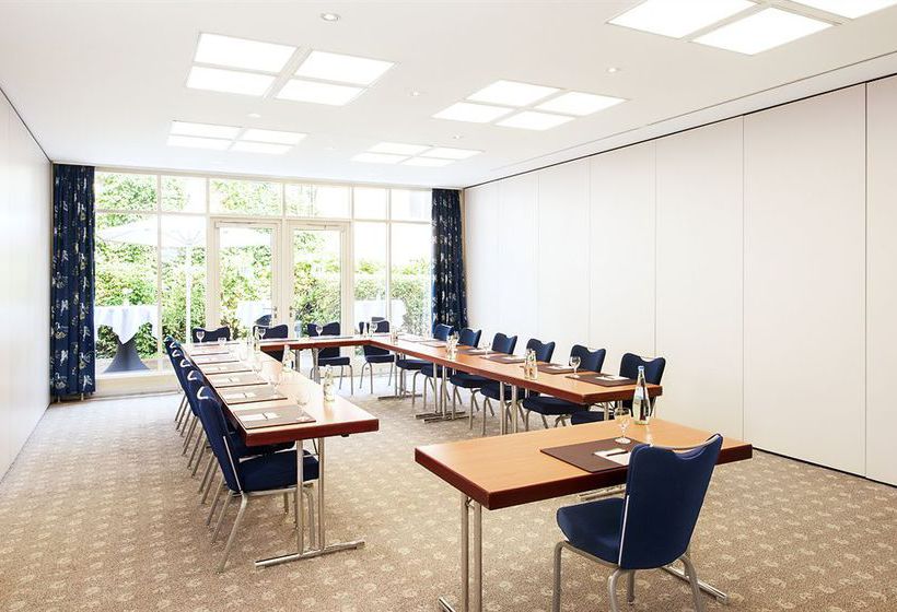 Hotel NH Voltaire Postdam 7