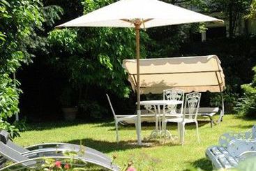 Hotel Villa Viktoria 18