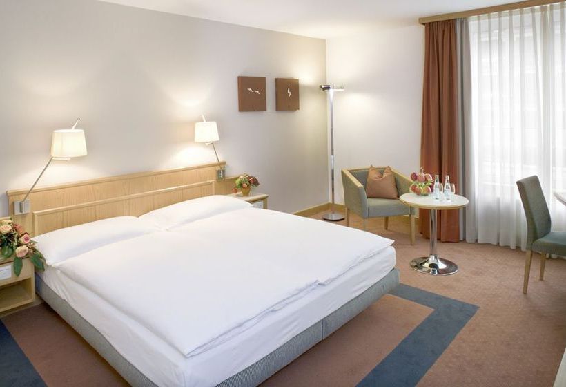 Hotel Mövenpick Nürnberg Airport 6