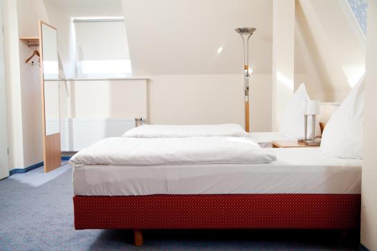 Hotel City Partner Waldbahn 7