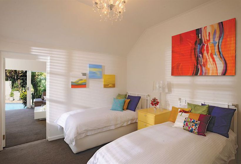 Pensión The Clarendon - Fresnaye 11