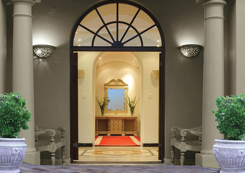 Pensión The Clarendon - Fresnaye 19