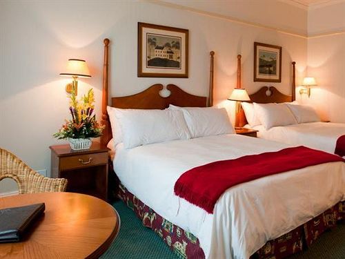 Graceland Hotel Casino & Country Club 11