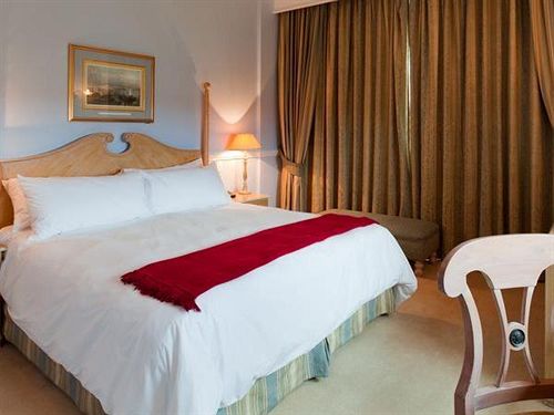 Graceland Hotel Casino & Country Club 12