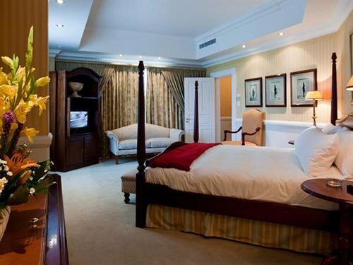 Graceland Hotel Casino & Country Club 14