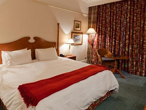 Graceland Hotel Casino & Country Club 9