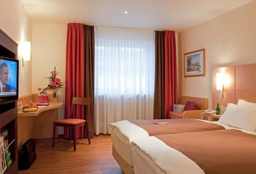 Hotel Ibis Saarbruecken City 8