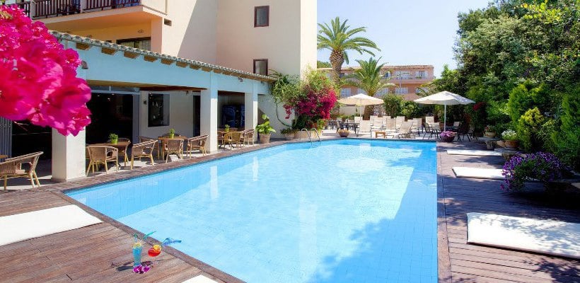 Flacalco Suites Aparthotel 