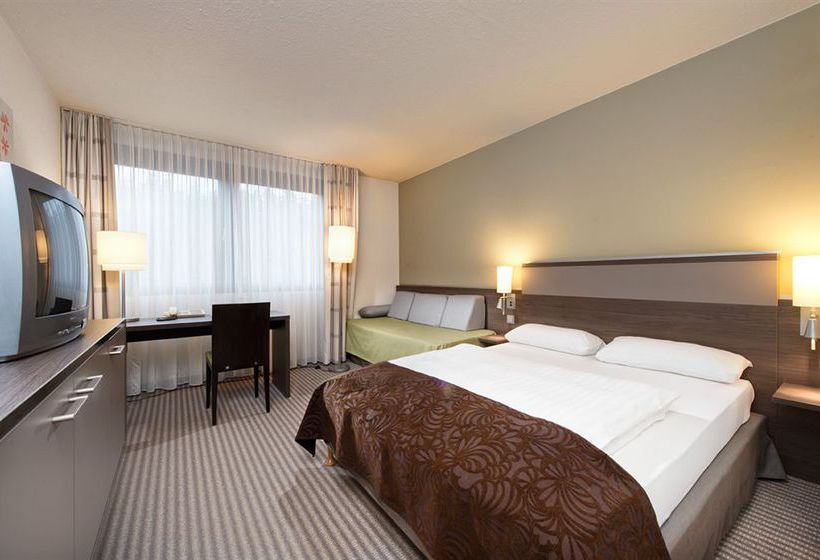 Mercure Hotel Düsseldorf Airport 13
