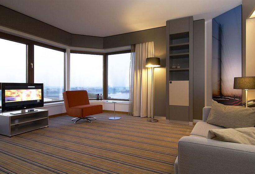 Hotel Crowne Plaza Düsseldorf - Neuss 9
