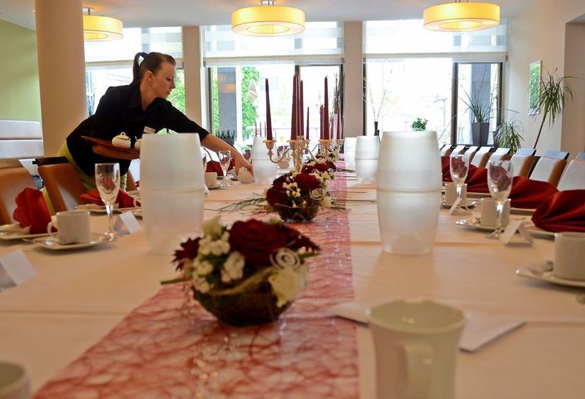 Hotel An der Oper 12