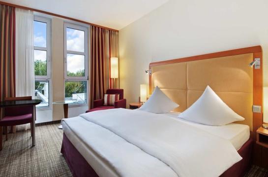 Hotel Hilton Nuremberg 10