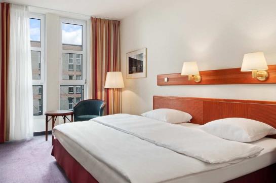 Hotel Hilton Nuremberg 2