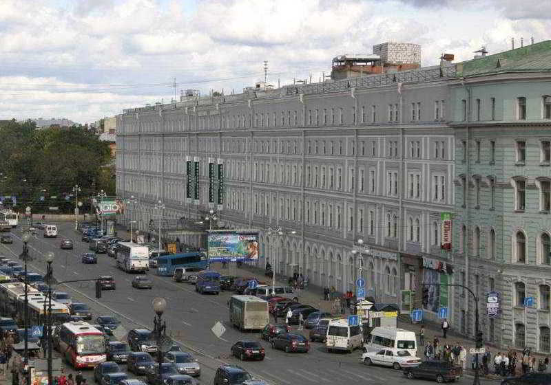 Hotel Oktyabrskaya 20