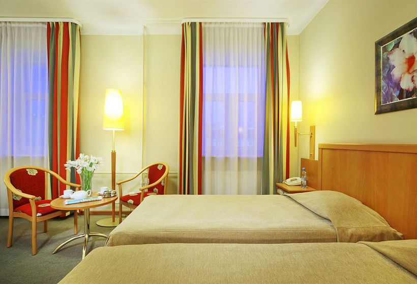 Hotel Oktyabrskaya 5