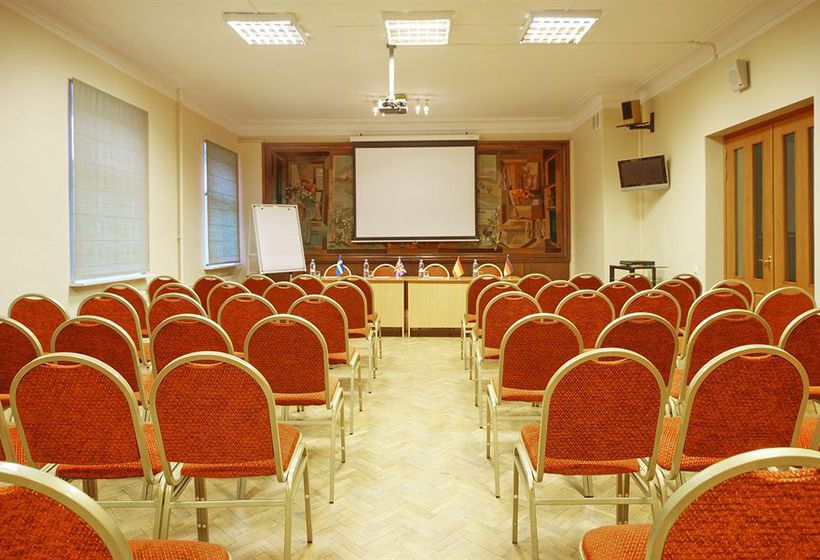 Hotel Oktyabrskaya 7