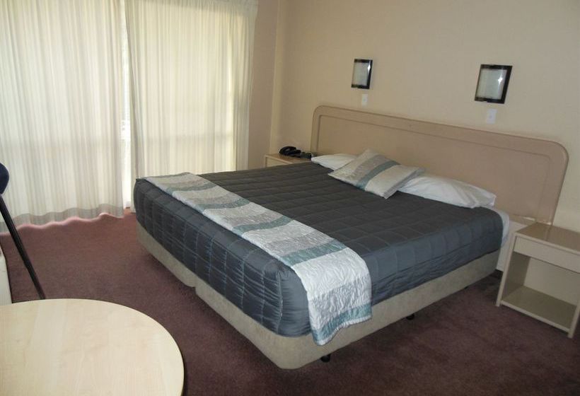 Hotel Camelot Arms Motor Lodge 12