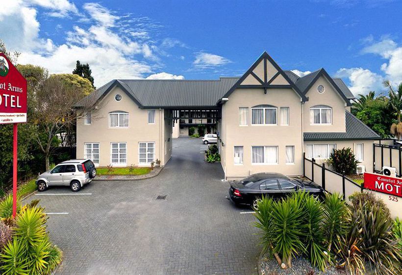 Hotel Camelot Arms Motor Lodge 8