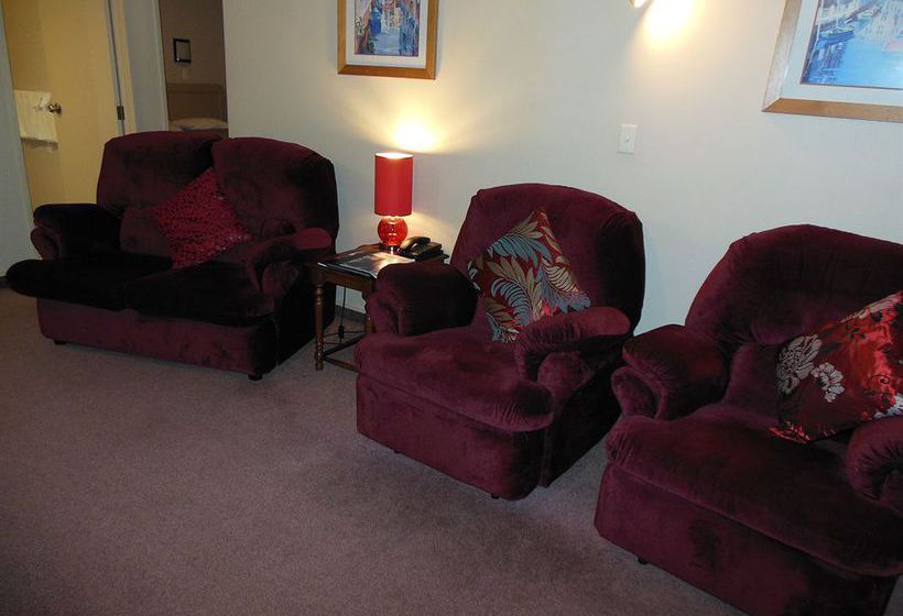 Hotel Camelot Arms Motor Lodge 9