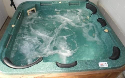 Hotel Chloes Motor Inn 2