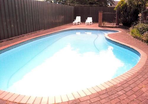 Hotel Chloes Motor Inn 3