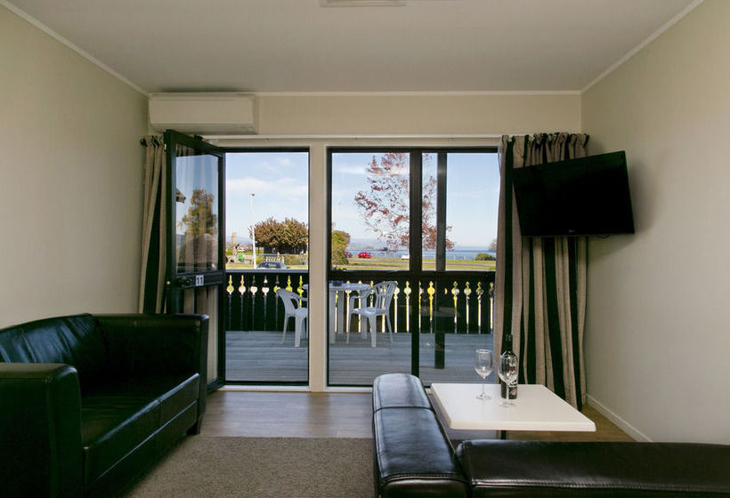 Le Chalet Suisse Motel Taupo