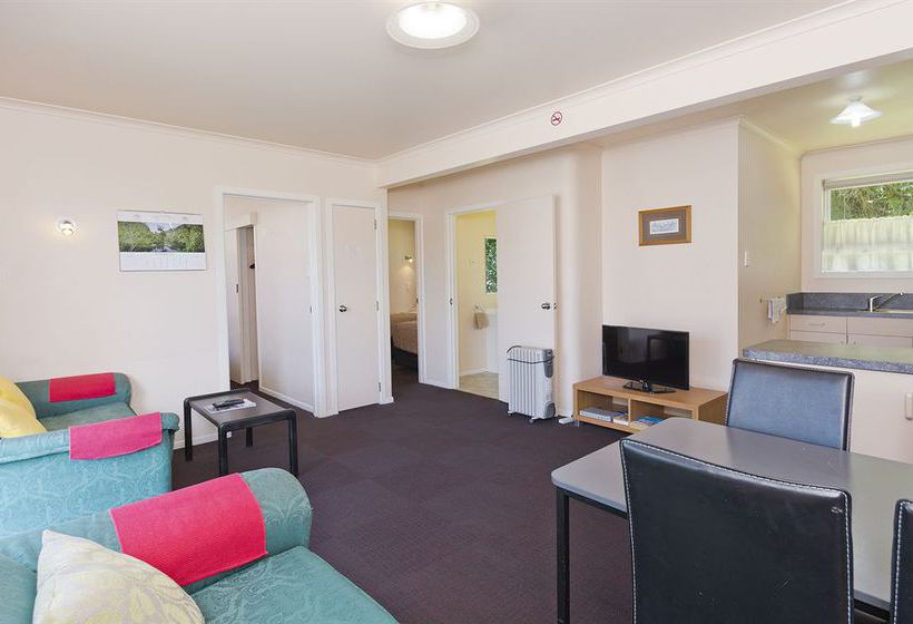 Garden Court Motel 1