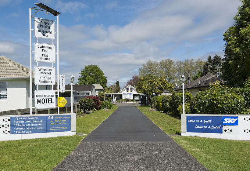 Garden Court Motel 20