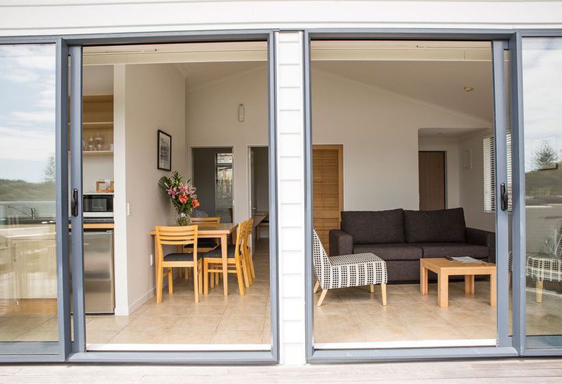 Waiheke Island Resort 8