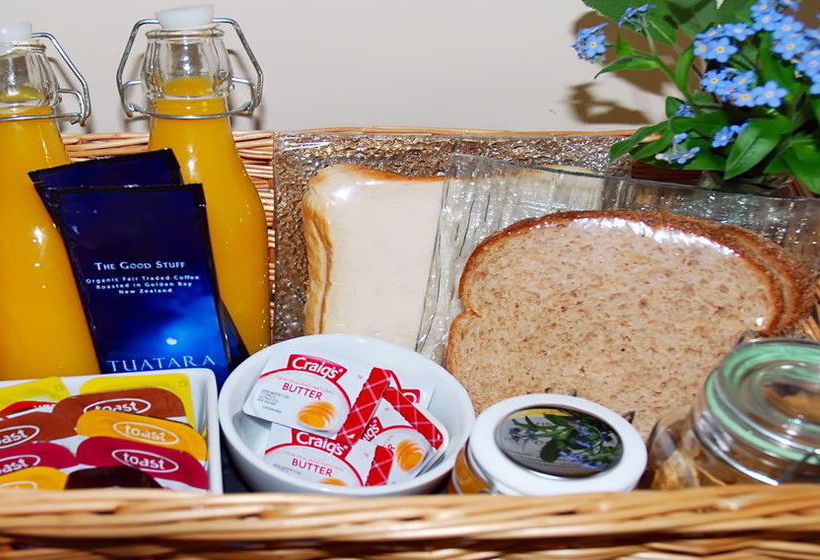 Almond Court Motel 15