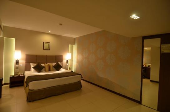 Hotel Grand Mercure Vadodara Surya Palace 12