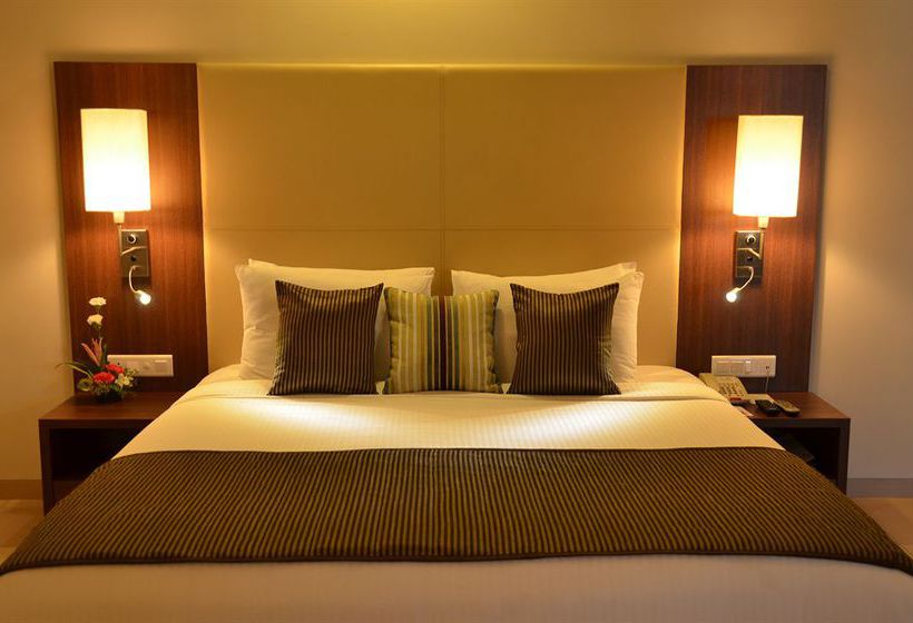 Hotel Grand Mercure Vadodara Surya Palace 6