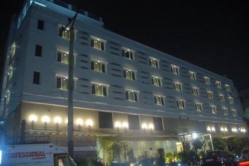 Hotel Quality Inn Bez Krishnaa 5