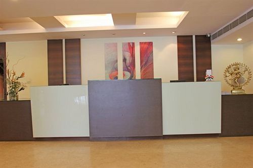 Hotel Ashraya International 20