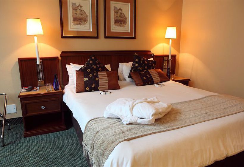 Hotel on St. Georges 4