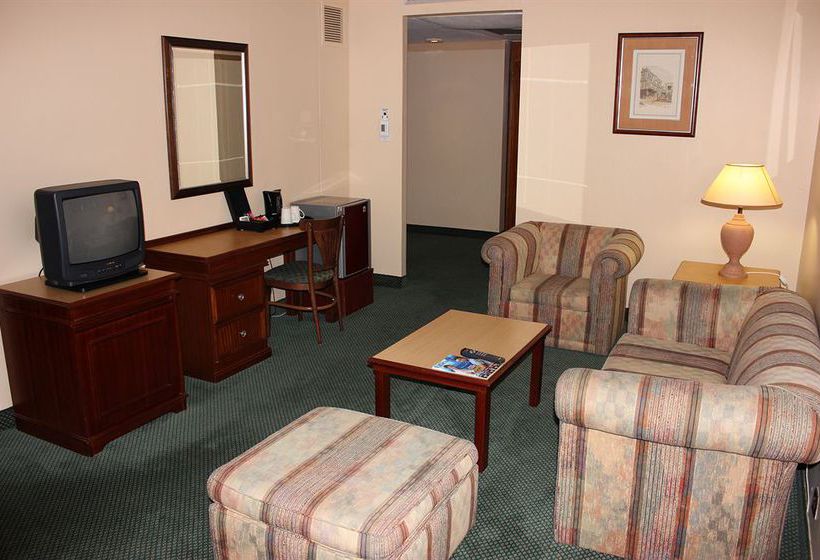 Hotel on St. Georges 5