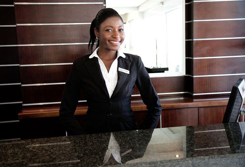 Hotel Bantry Bay Luxury Suites 11