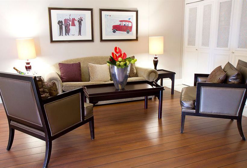 Hotel Bantry Bay Luxury Suites 15