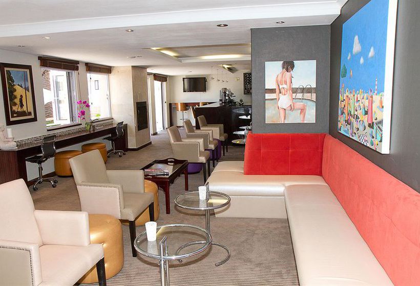 Hotel Bantry Bay Luxury Suites 18