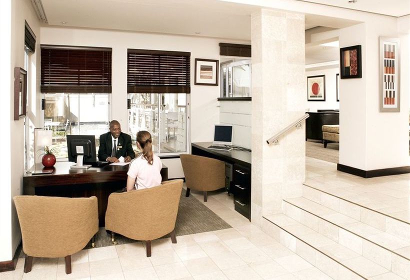 Hotel Bantry Bay Luxury Suites 3