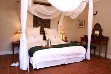 Straightway Head Country Hotel 5