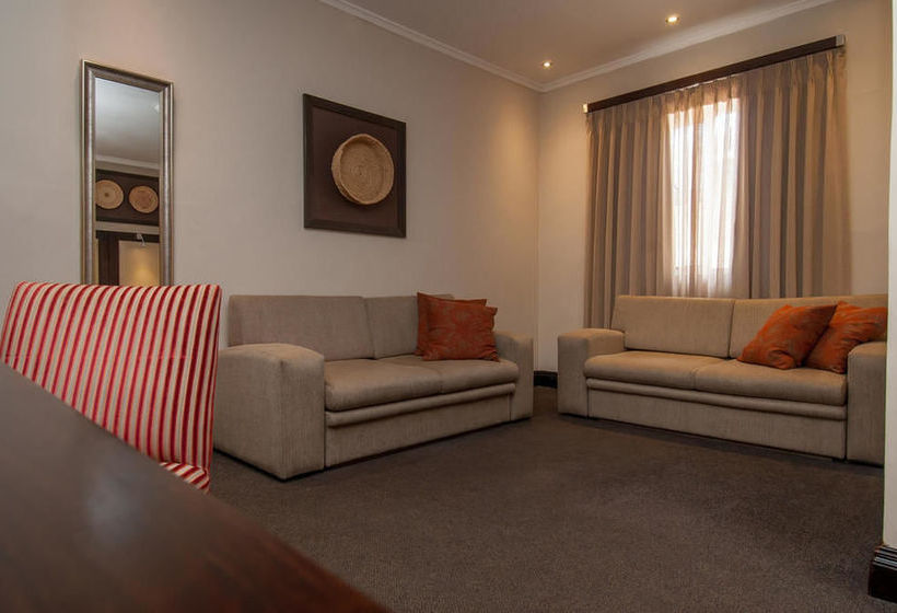 Graham Protea Hotel 15