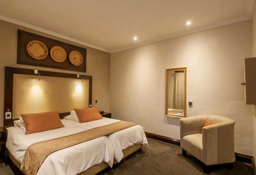 Graham Protea Hotel 5