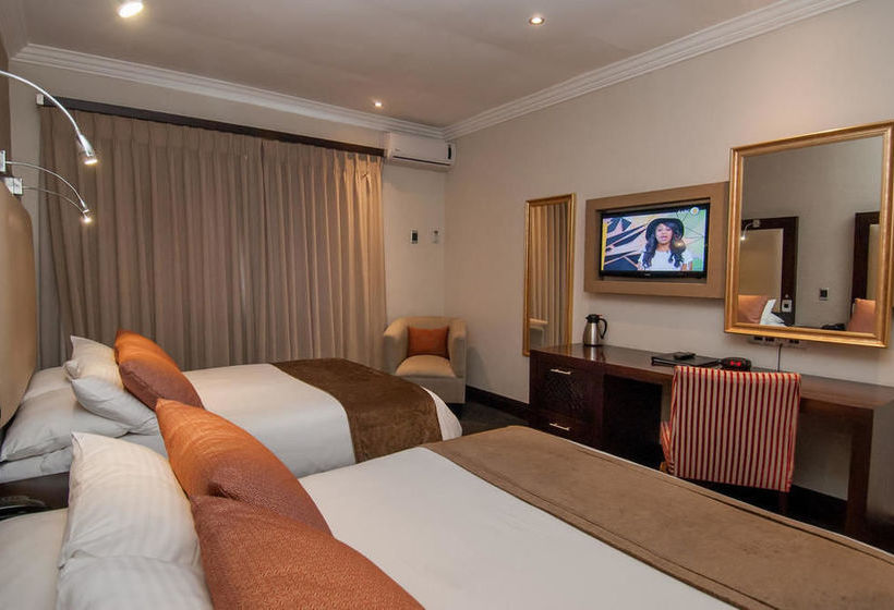 Graham Protea Hotel 7