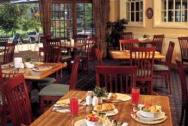 Hotel Holiday Inn Garden Court 4