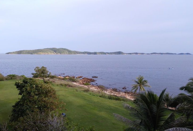 Rayong Resort Beach & Spa 1