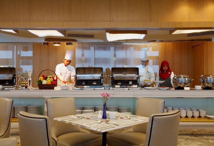 Centara Hotel Hat Yai 13