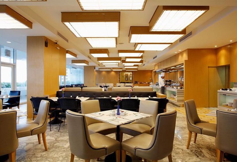 Centara Hotel Hat Yai 16