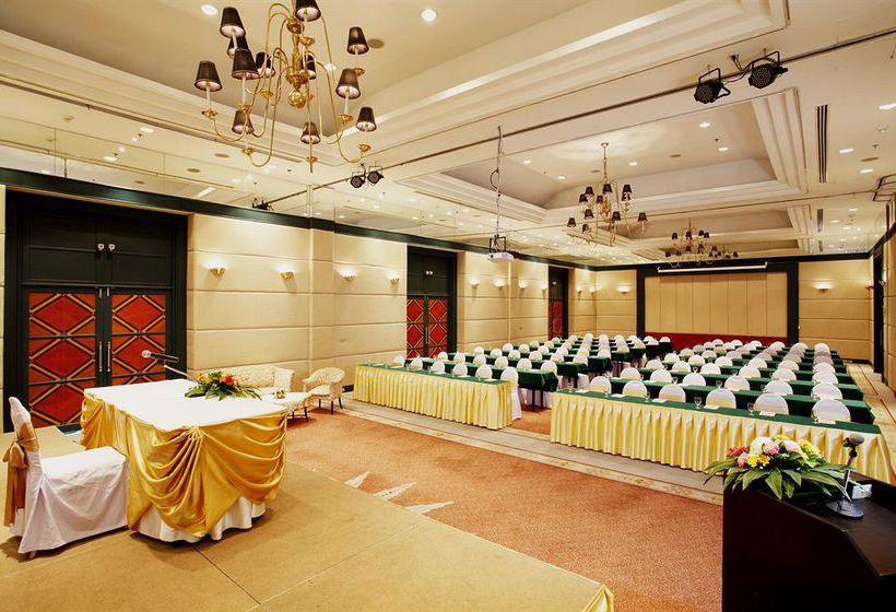 Centara Hotel Hat Yai 5